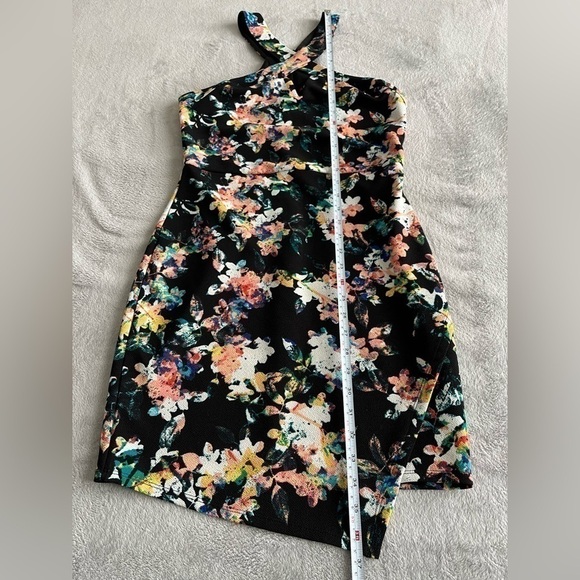 Material Girl women’s Floral print mini Dress zipped back size L - Picture 7 of 9